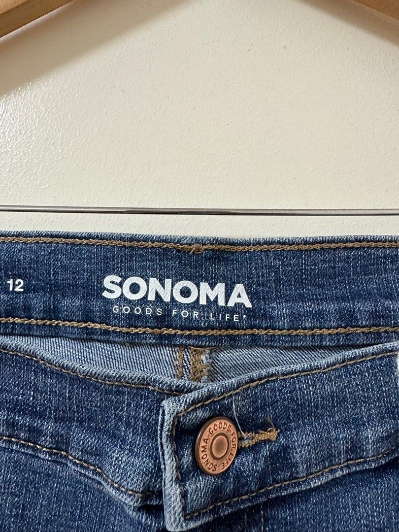 Sonoma Girlfriend Jeans 36-37”, Women's Fashion, Bottoms, Jeans on Carousell