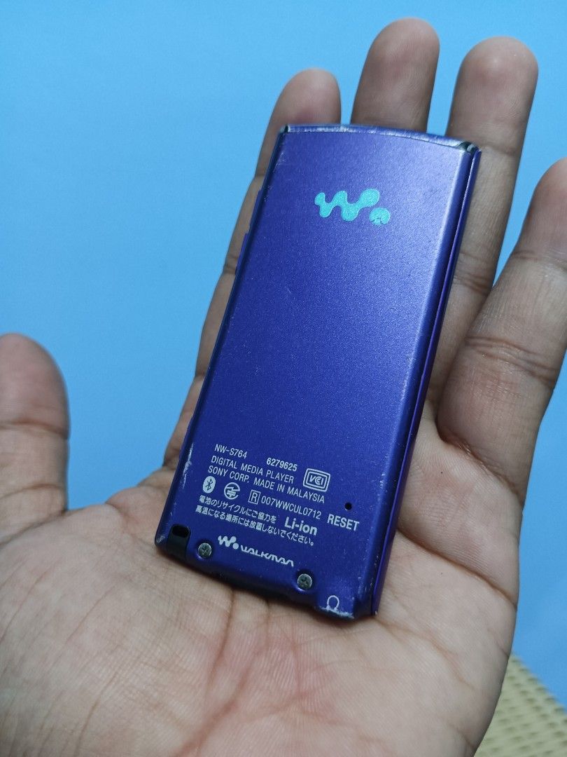 SONY Walkman NW-S764 V Violet Purple 8GB MP3 with Bluetooth FM Radio  Japanese only, Audio, Portable Music Players on Carousell
