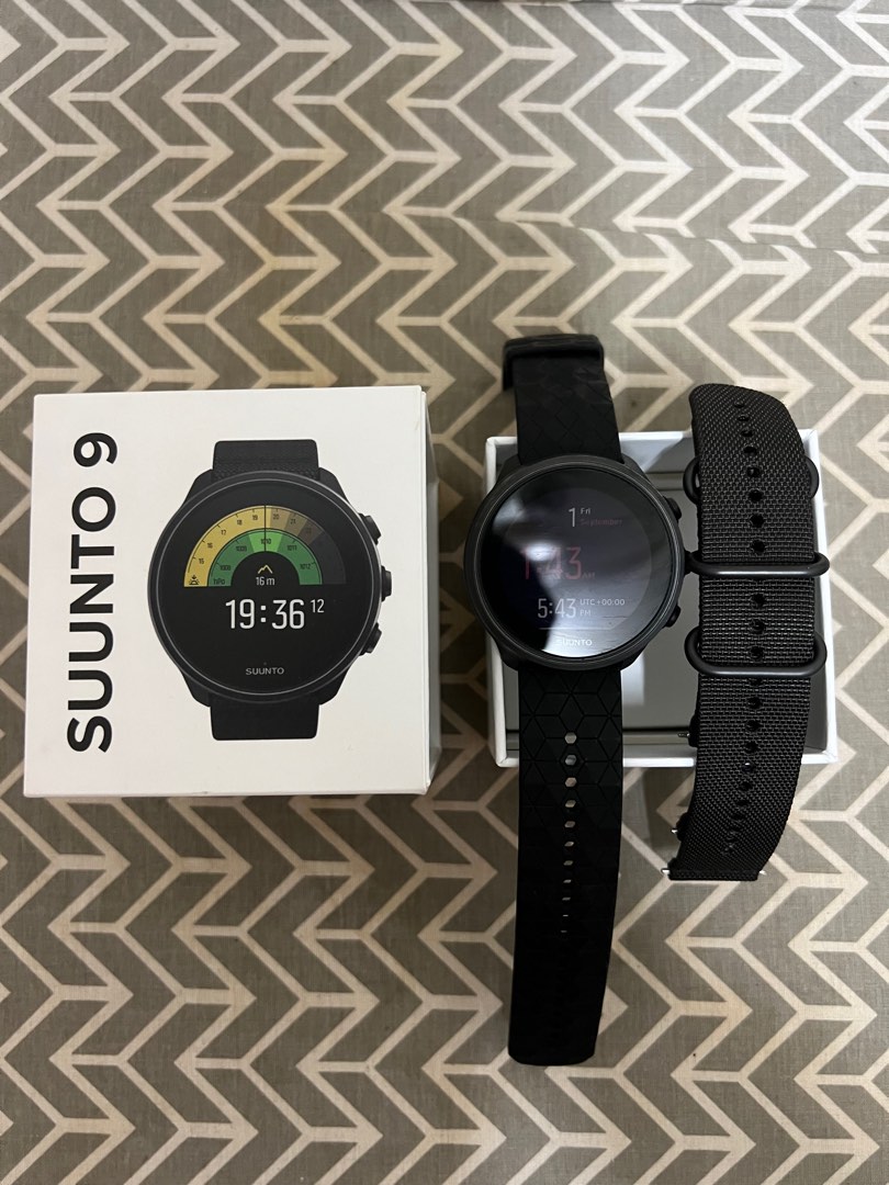 Garmin forerunner 935 hotsell vs suunto 9
