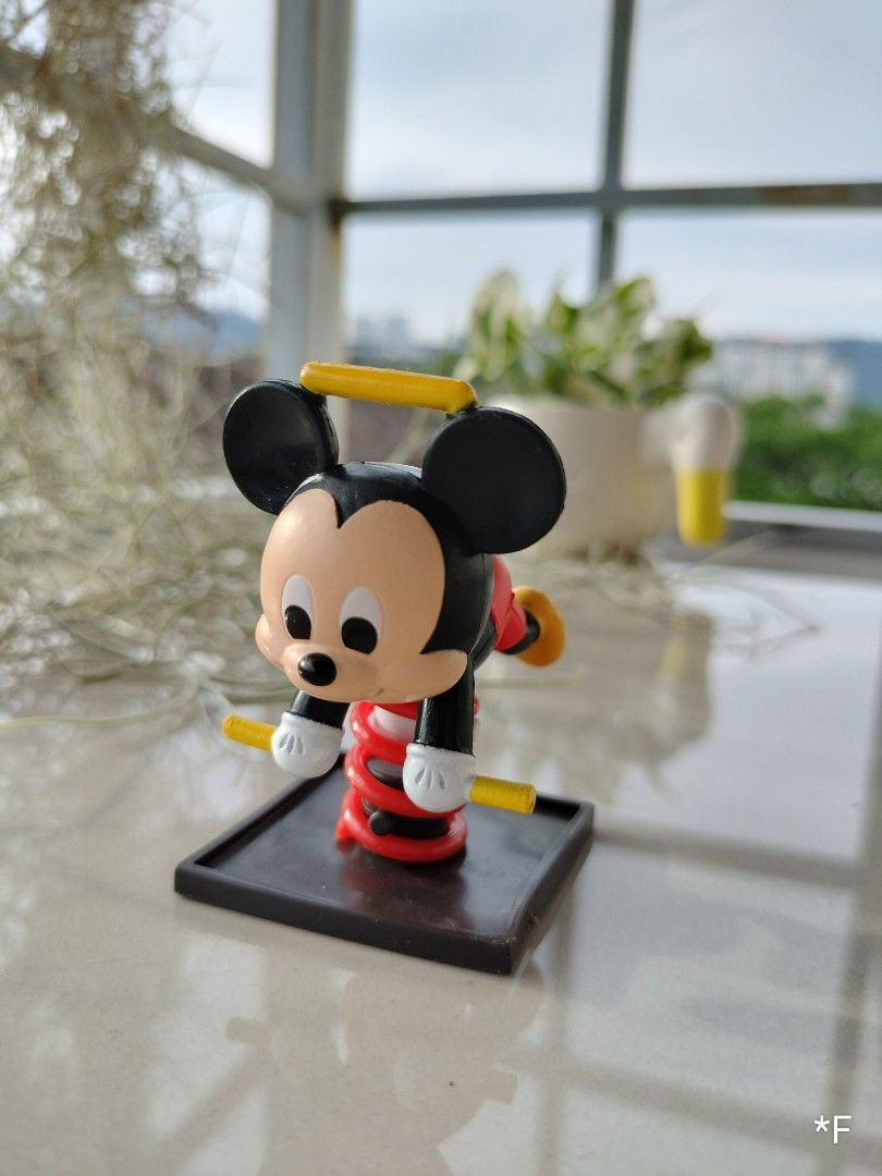 Mickey As Rocking Toy Figurineディズニー