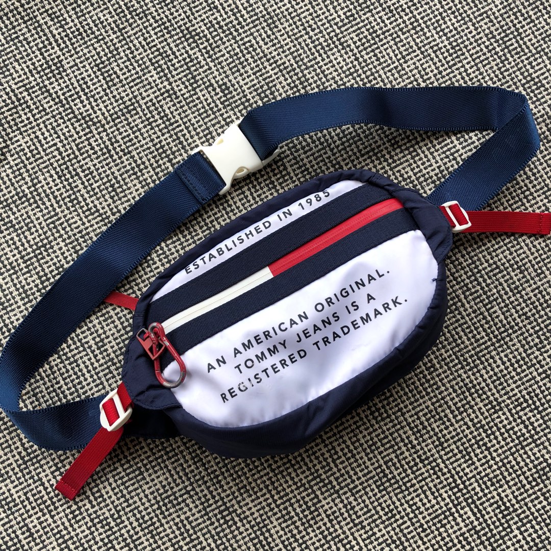Tommy hilfiger 2025 waist bag original
