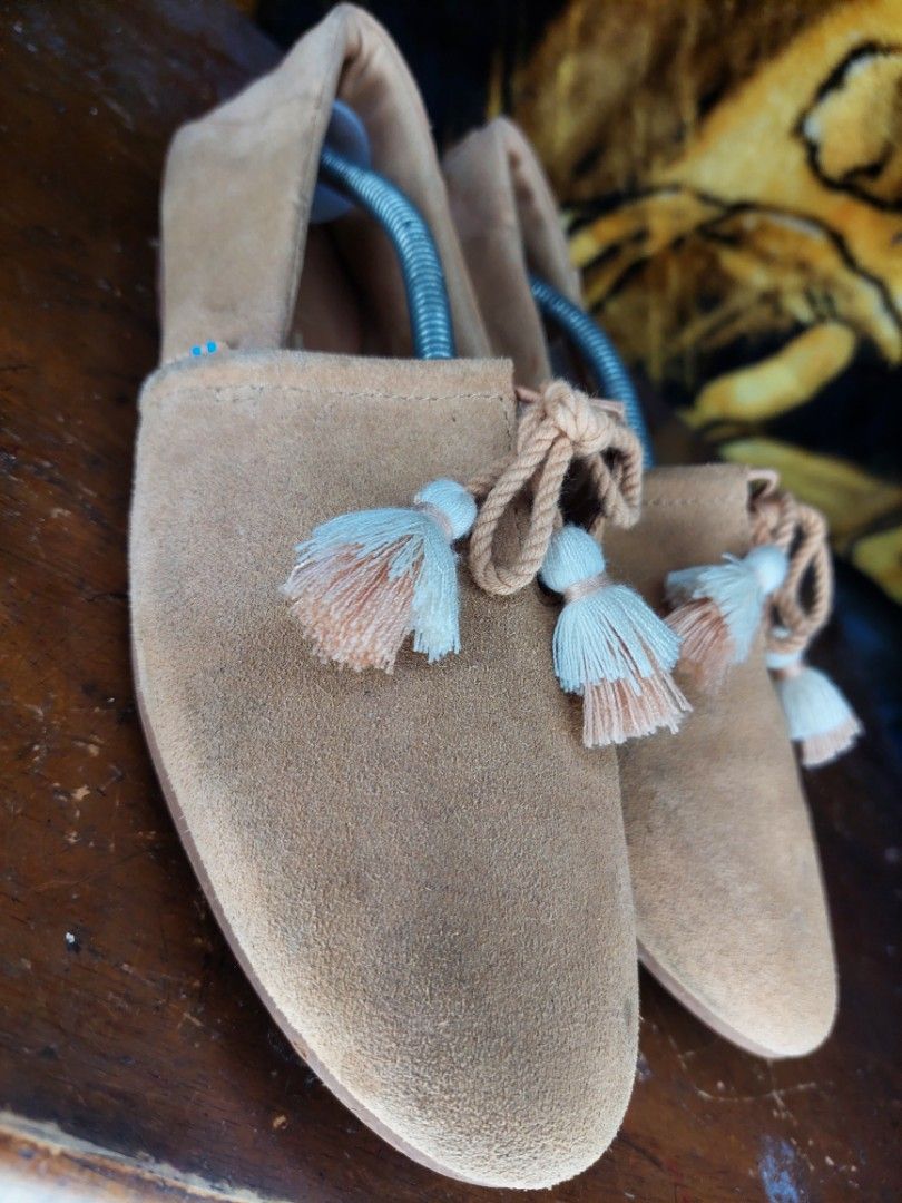 Toms shoes size 8 on sale