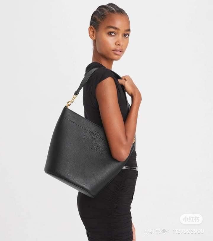 Tory Burch McGraw Bucket in Black Crossbody and Shoulder Women s Fashion Bags Wallets Shoulder Bags on Carousell