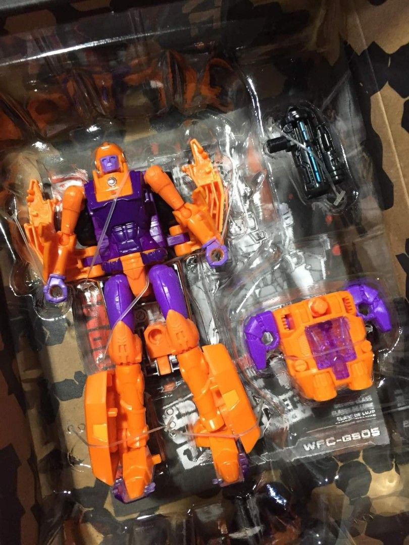 Transformers Generations Autobot Lancer SDCC Exclusive RARE