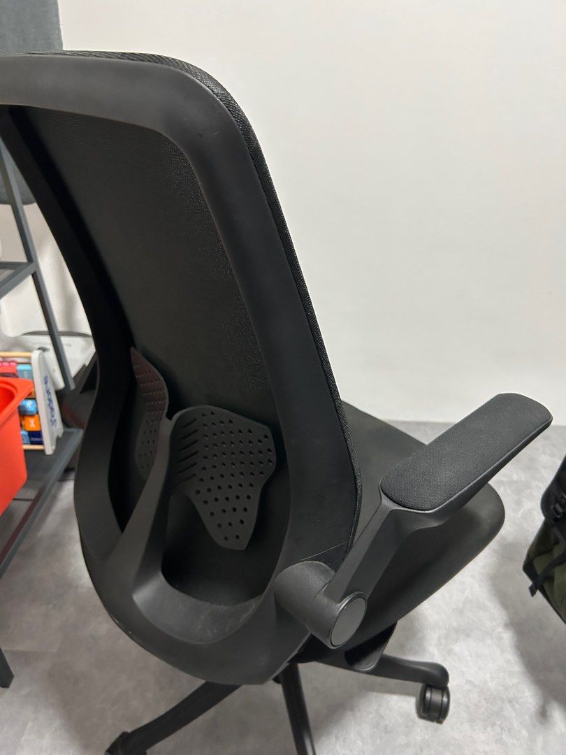Umd ergonomic office mesh chair, Furniture & Home Living, Furniture ...