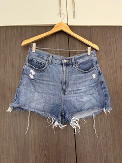 Uniqlo denim shorts