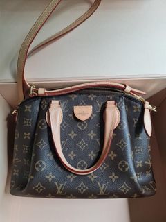 Louis Vuitton Rivoli PM Monogram  Preowned Louis Vuitton Bags - THE PURSE  AFFAIR