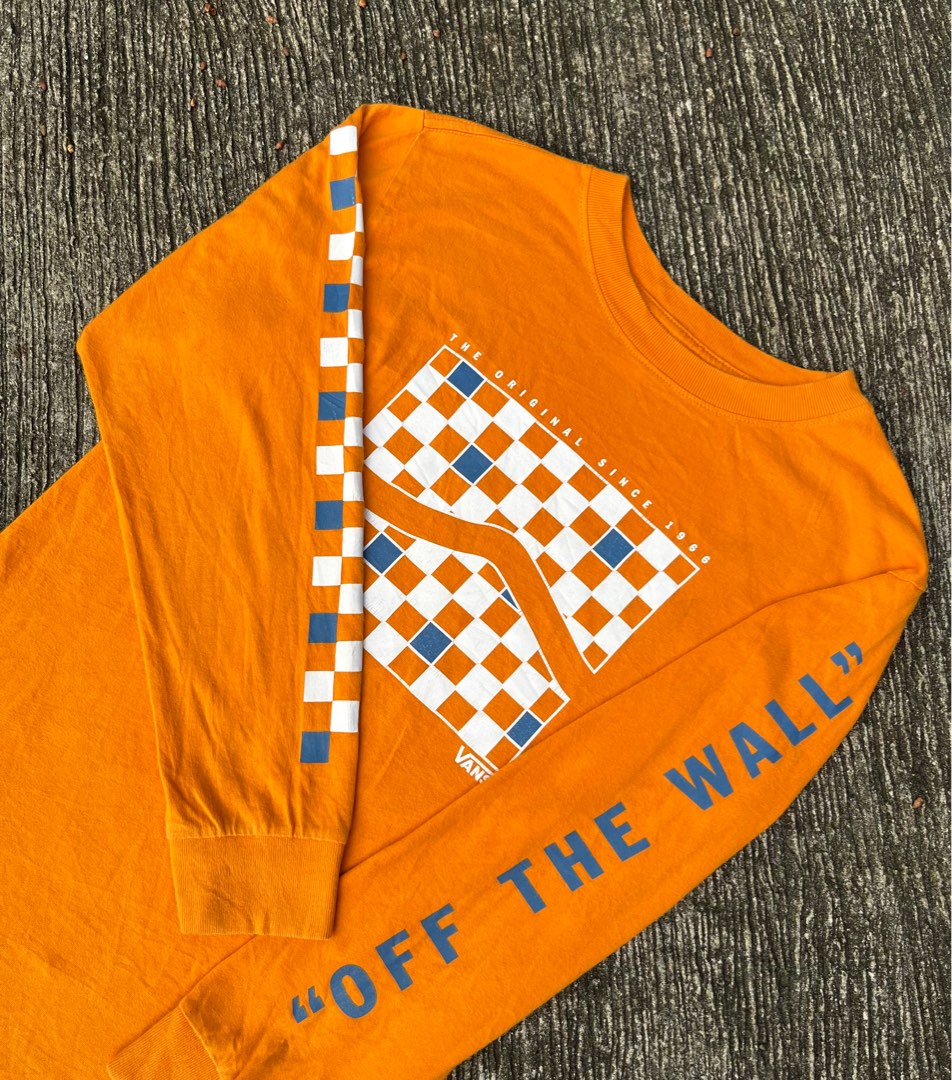 Vans long sleeve Men s Fashion Activewear on Carousell