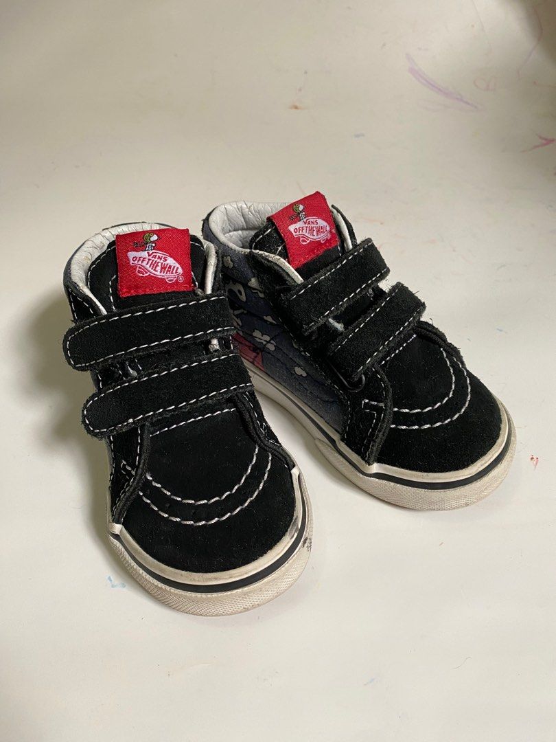 Baby boy deals black vans