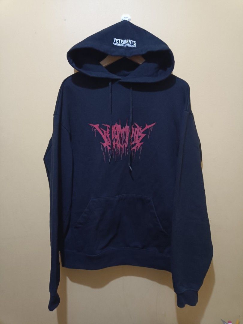 VETEMENTS CITY TOUR HEAVY HOODIE Men s Fashion Tops Sets