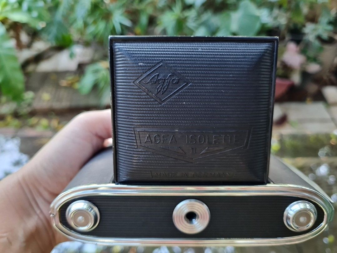 Vintage Agfa Isolette II (Category: Cameras) located in Quezon City. Submitted by ngitimuna (Listing ID 1252165224, Image 2). Description: Vintage Agfa Isolette II -made in Germany -circa 1950's These are used/preowned vintage items. I am not an expert so please look at the pictures before buying. Items are being sold AS-IS, untested (no returns accepted)..