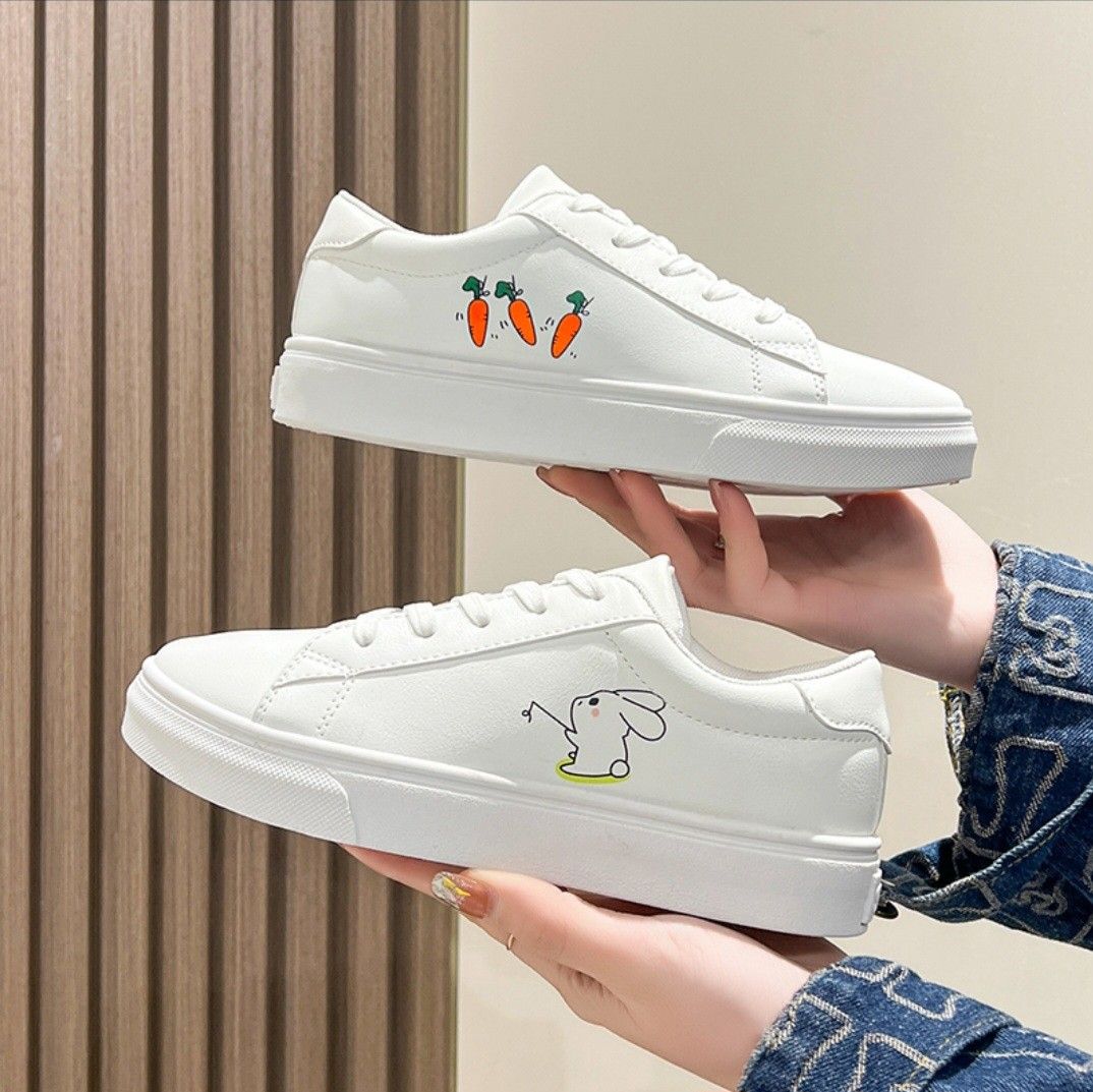 White hotsell shoes cute
