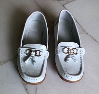(Category: ) located in . Submitted by tigrounette (Listing ID 1252093956, Image 1). Description: .