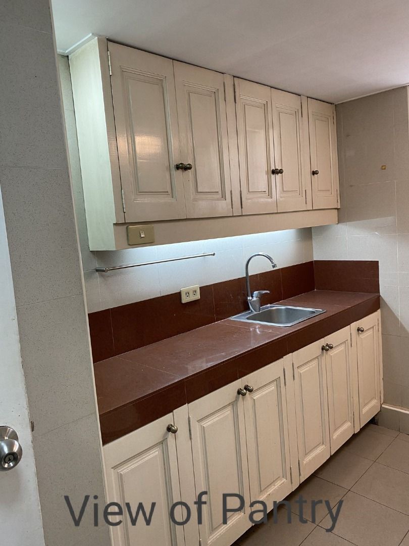 50 sqm Office For Rent in Cacho-Gonzalez Bldg. Legaspi Village, Makati ...