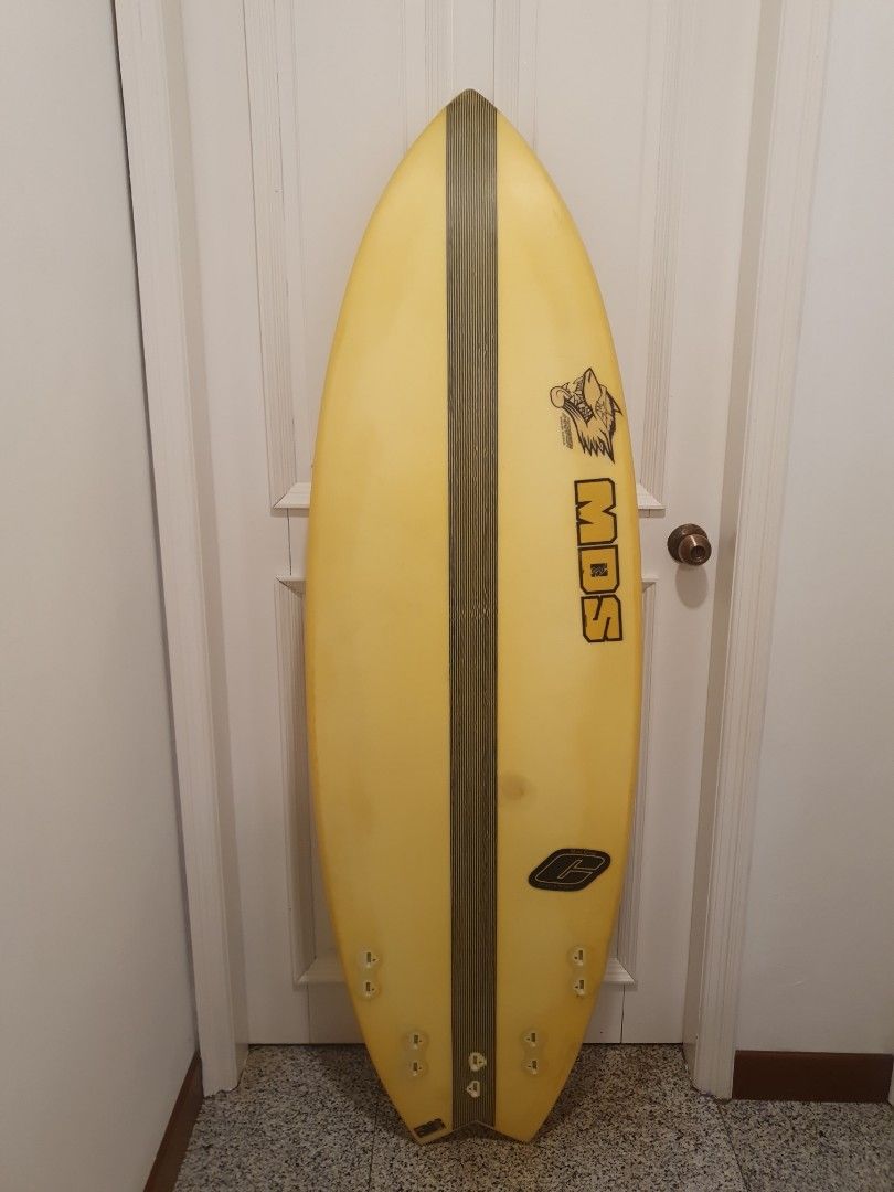 5'6 Epoxy Surfboard, Sports Equipment, Sports & Games, Water Sports on