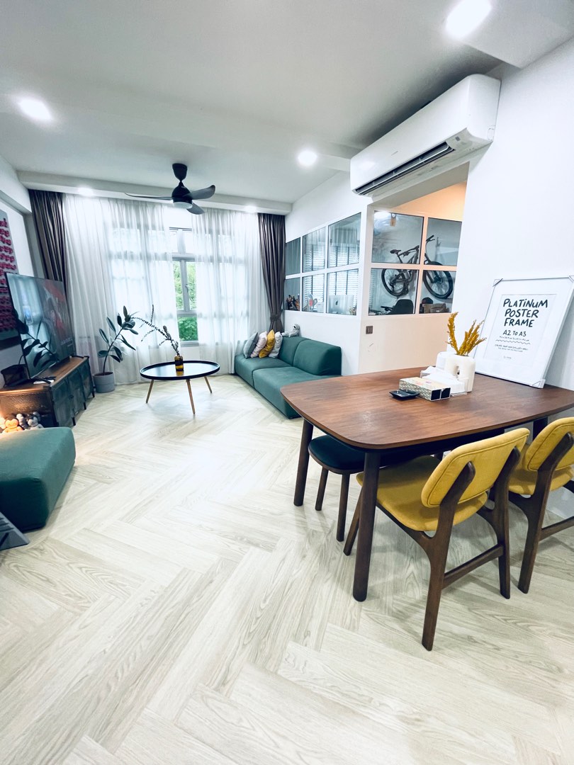 (Category: ) located in . Submitted by sqraudha (Listing ID 1247116869, Image 1). Description: .