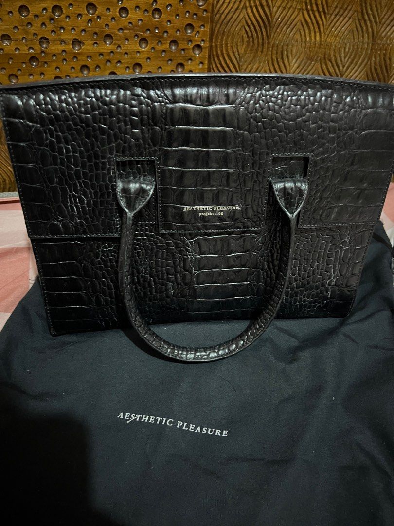 Aesthetic Pleasure on Carousell