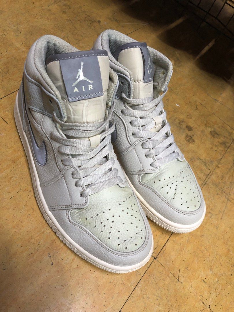 Jordan 26 grey store