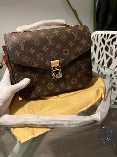 All brown women luxury crossbody bag