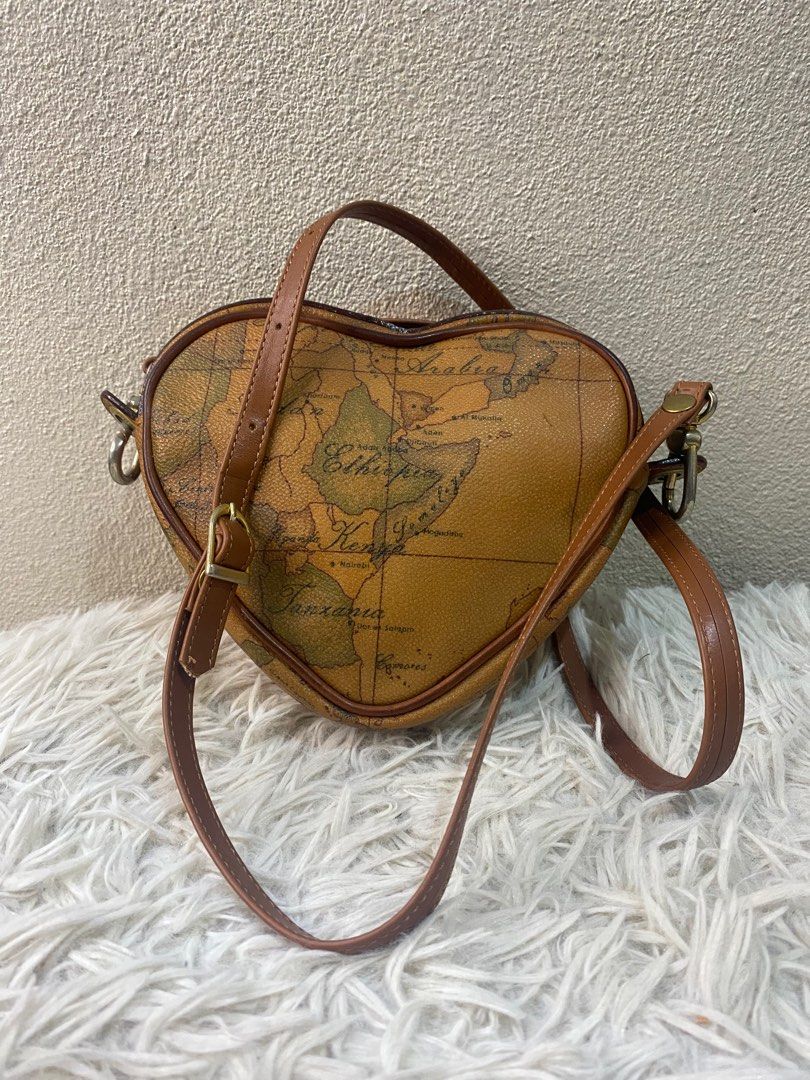 Alviero martini heart bag deals