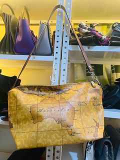 (Category: ) located in . Submitted by Cares.Shoppe (Listing ID 1247099510, Image 1). Description: .
