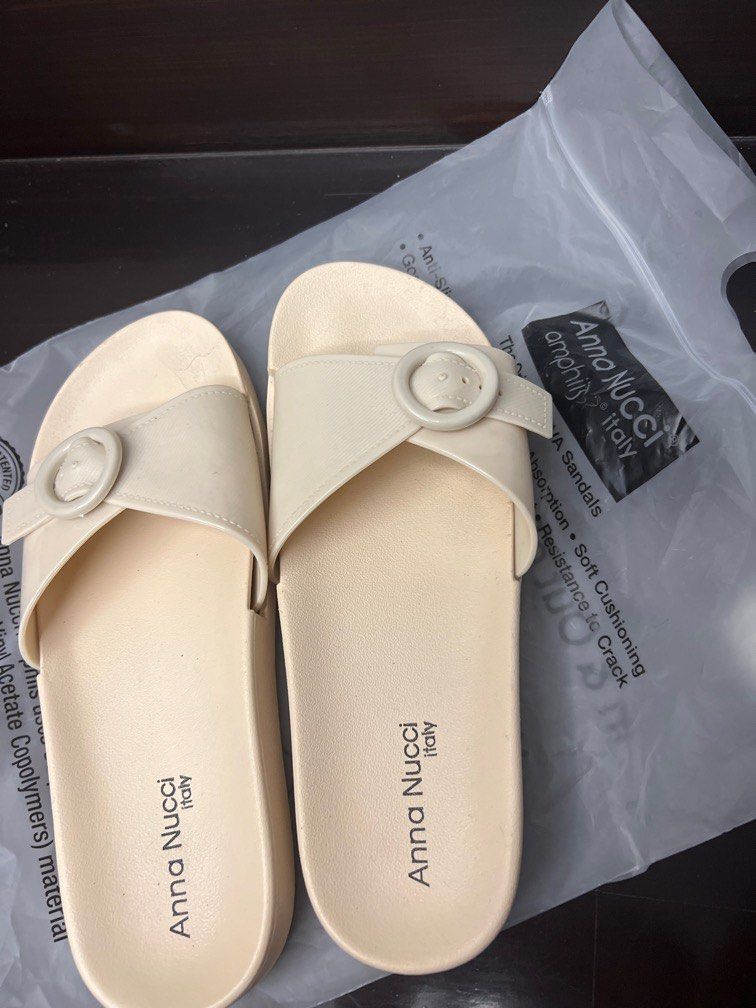 Anna best sale flip flops