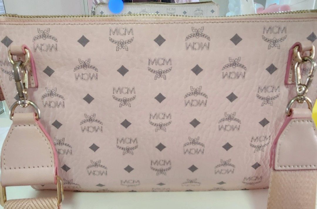 Mcm sling bag pink hotsell