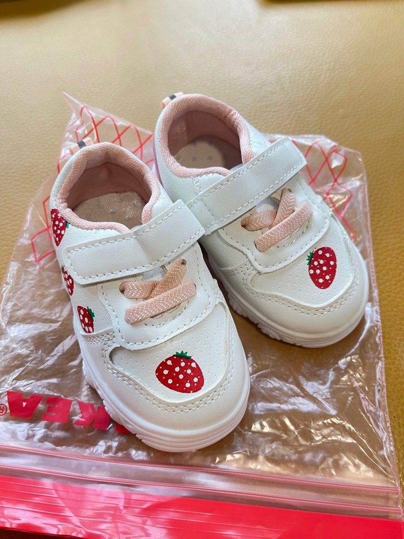 Girl walking on sale shoes baby