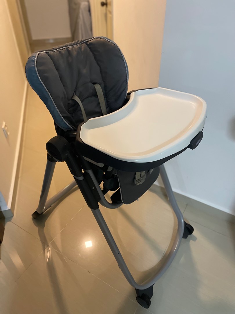 Graco slim spaces hotsell high chair alden