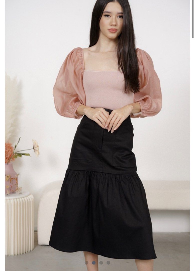 Black ruffle hem outlet denim skirt