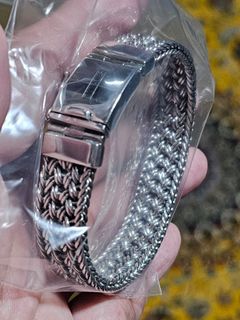 (Category: ) located in . Submitted by nakkedaeng. (Listing ID 1246941185, Image 1). Description: .