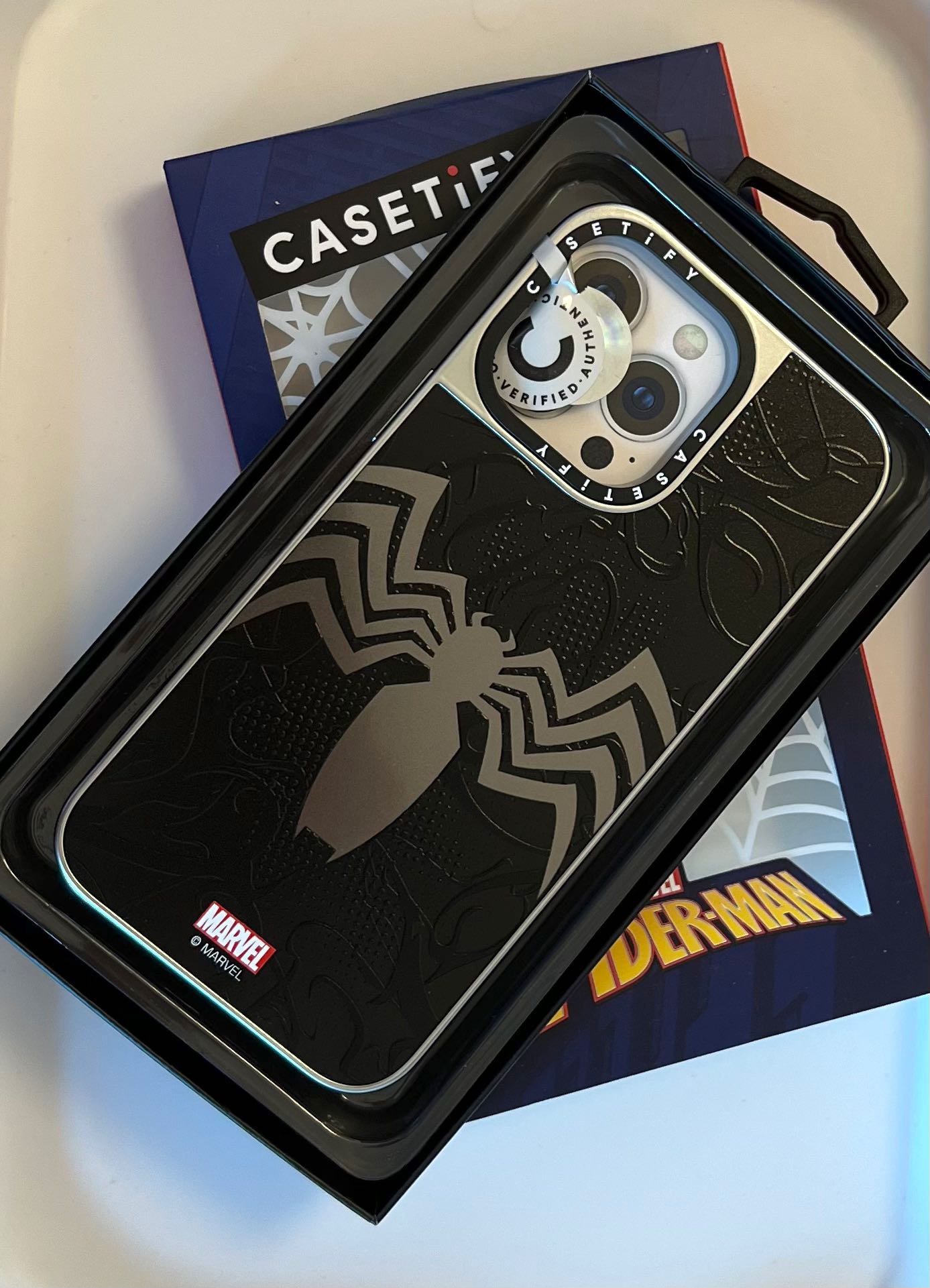 CASETiFY x SpiderMan Venom Suit / Venom Mask Case 14 Pro Max