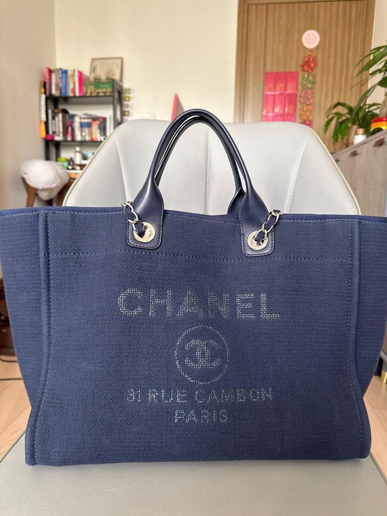 Chanel shopper bag 2022 clearance
