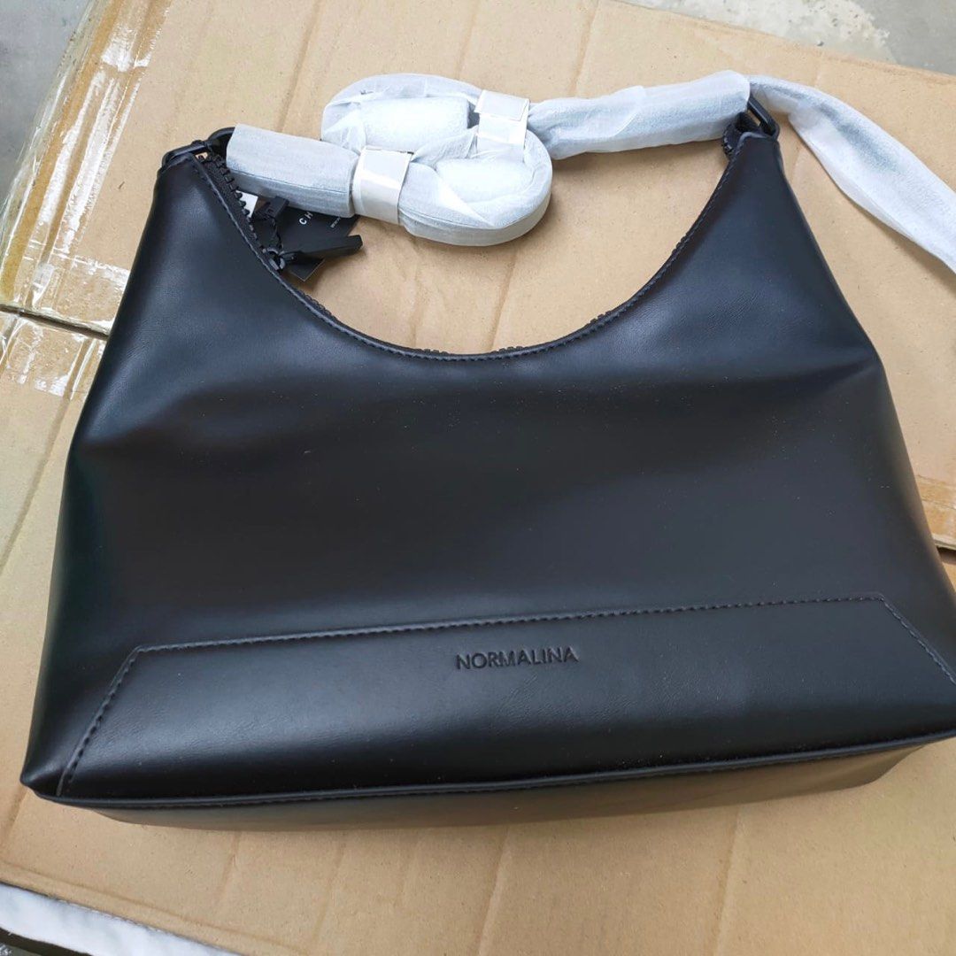 CHRISTY NG, Women's Fashion, Bags & Wallets, Shoulder Bags on Carousell