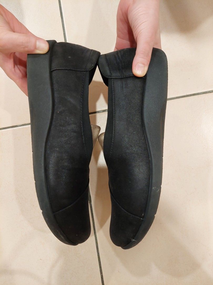 Clarks online soft steppers