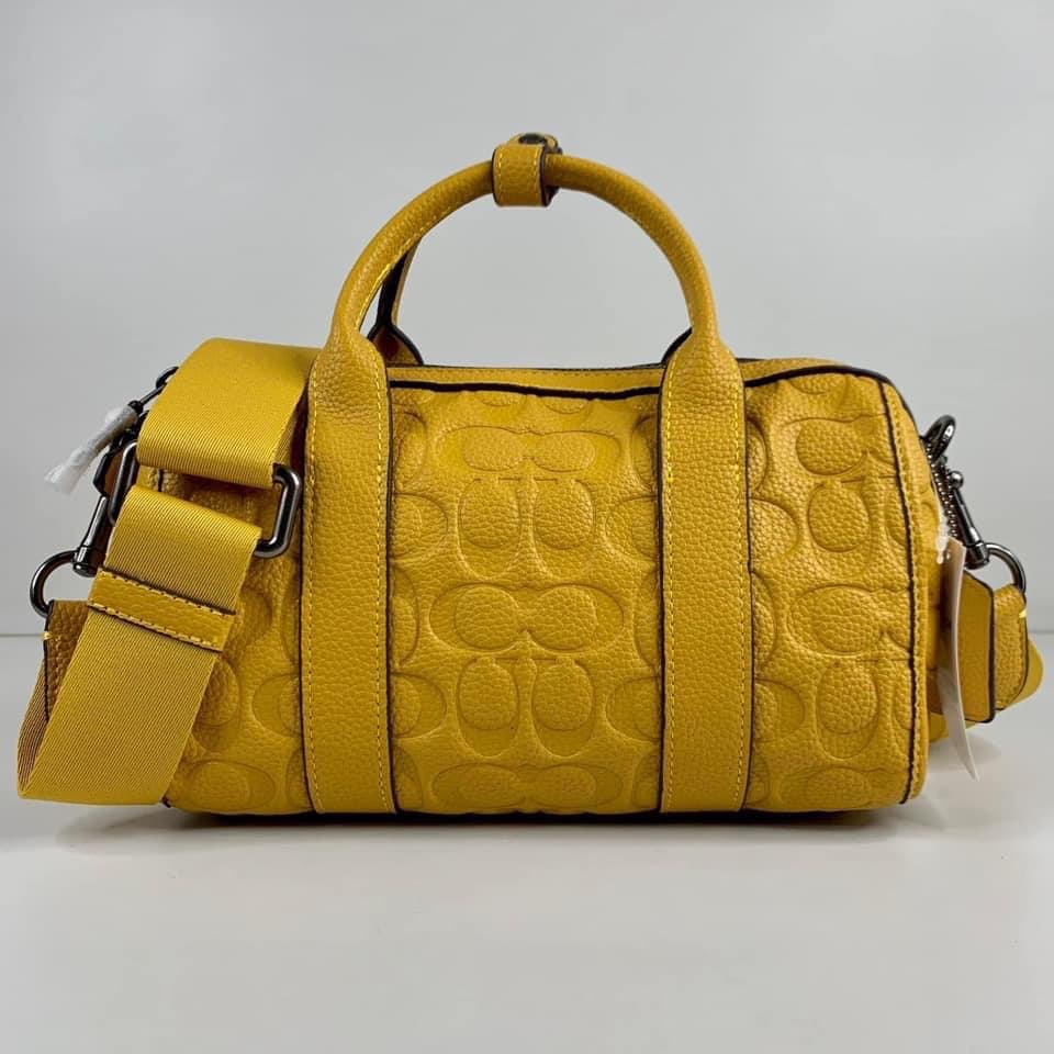Coach Gotham Duffle 24 in Signature Leather (mustard) on Carousell