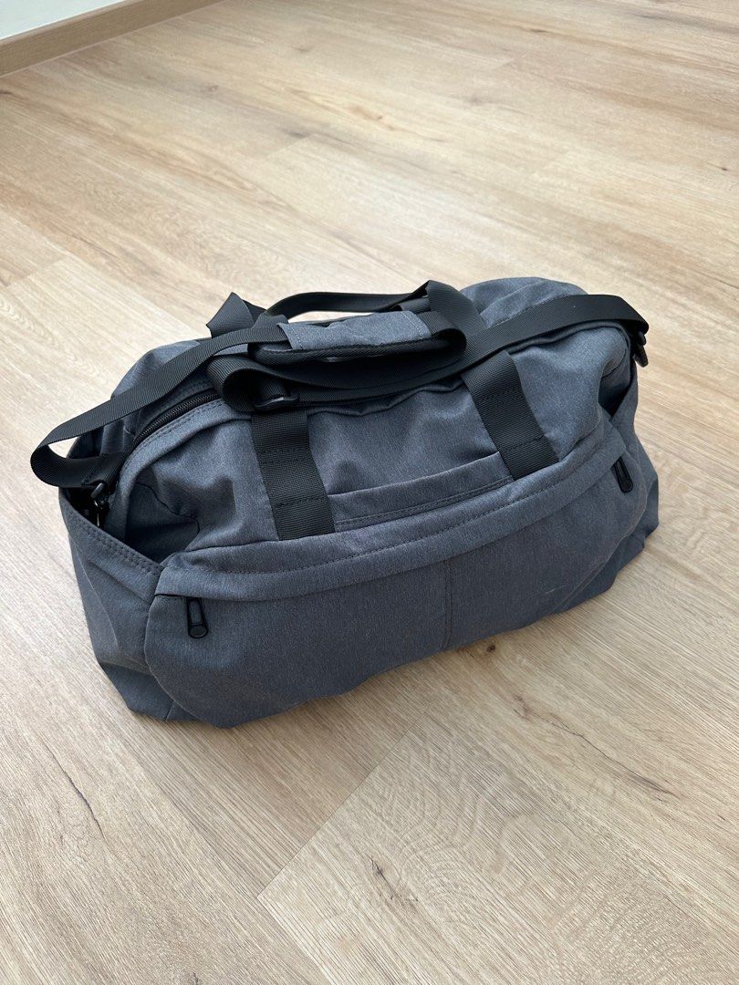 Jones Weekender Duffle Bag - A2Z Golf