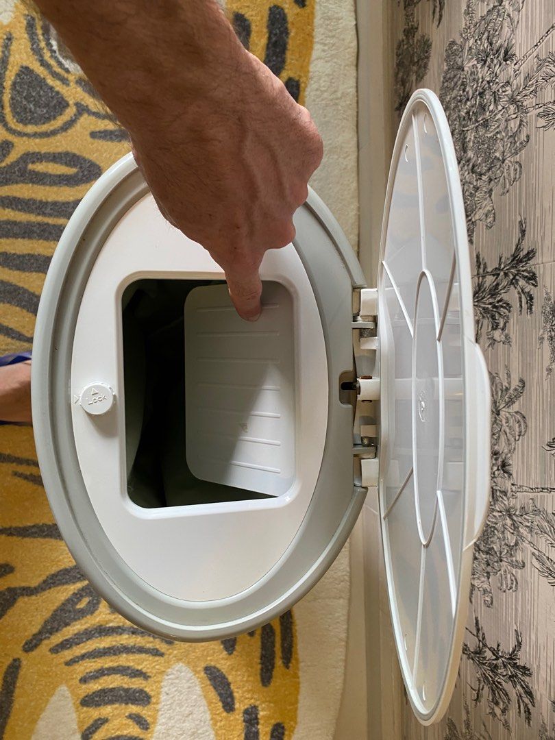 Dekor classic handsfree diaper pail, white, Babies & Kids, Bathing