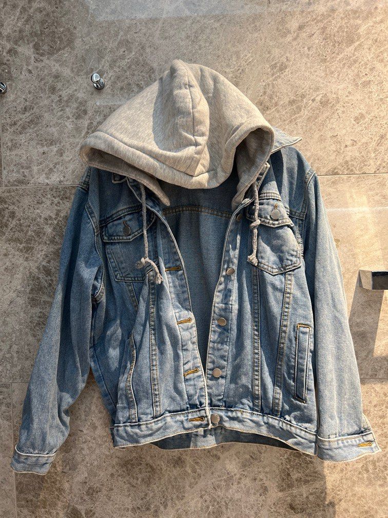 Removable hood outlet jacket
