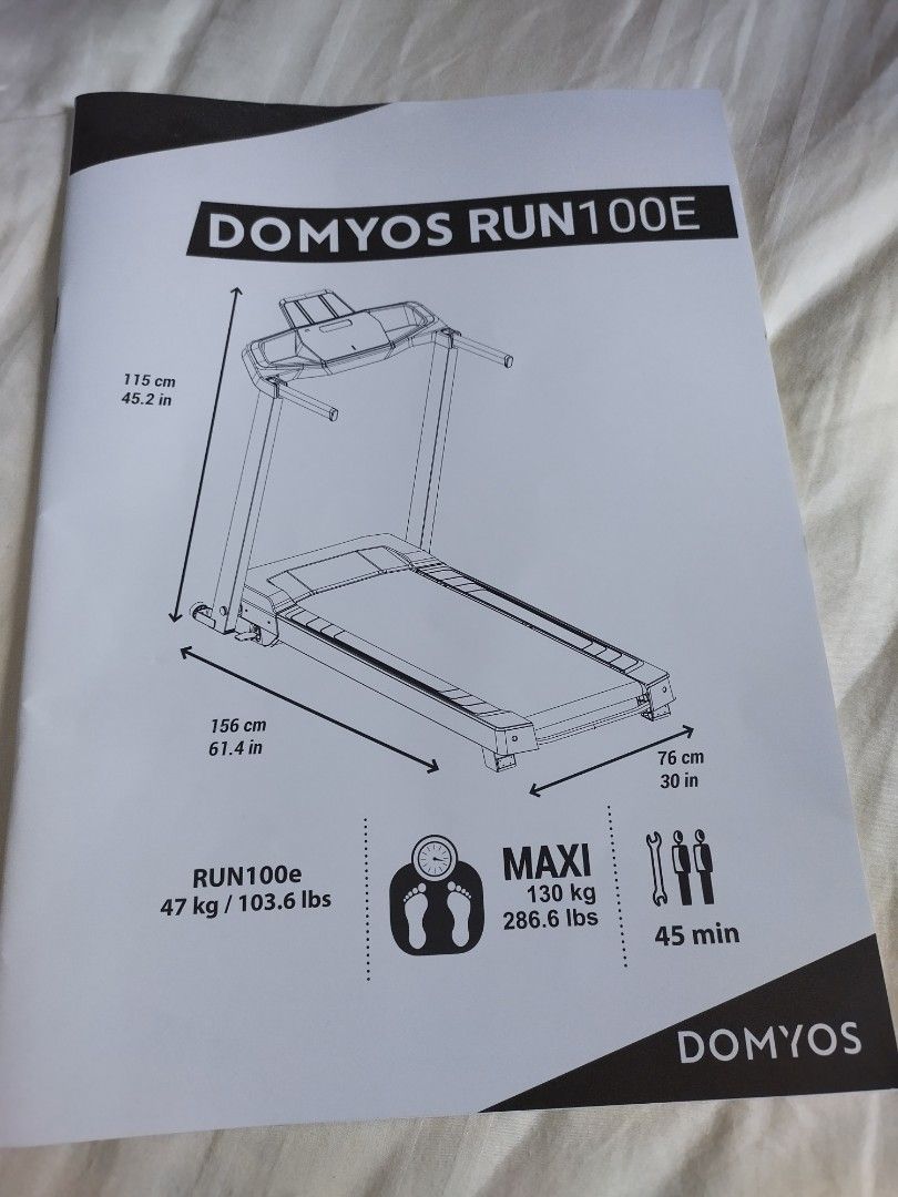 DOMYOS Run 100E Treadmill, Sports Equipment, Exercise & Fitness, Cardio & Fitness Machines on