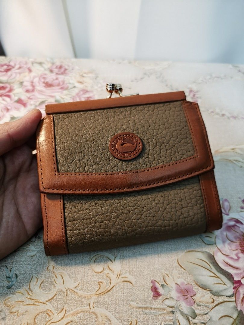 dooney and bourke kiss lock meduim wallet Women s Fashion Bags