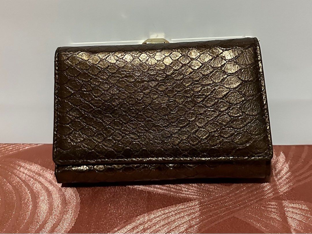 Double M medium wallet (Category: Luxury Bags & Wallets) located in Quezon City. Submitted by geillen3 (Listing ID 1247034082, Image 2). Description: Authentic Double M medium wallet Brandnew Golden brown color may mga plastic pang nakadikit Please see actual posted pictures for more item details Please contact me thru call/sms or chat 09088203289 Payment first before shipping the item/s. Gcash or Bdo.