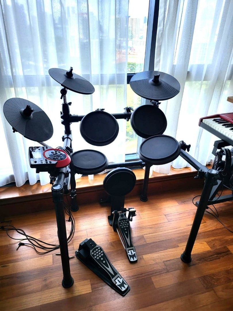 Electronic Drum Set Medeli DD512, Hobbies & Toys, Music & Media