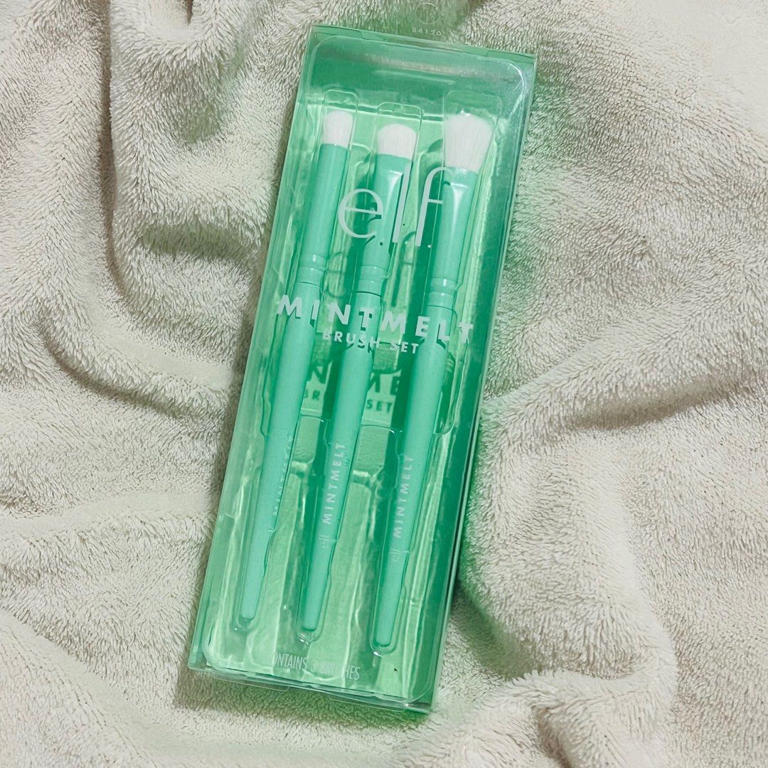 ELF Mint Melt Brush Set (Category: Makeup) located in Bulacan. Submitted by best_thrifty (Listing ID 1247066702, Image 1). Description: Brand new. Ordered from ELF website. RFS: Decluttering 💳 Payment Method: Gcash 📦 Shipping/Courier: Shopee Checkout.