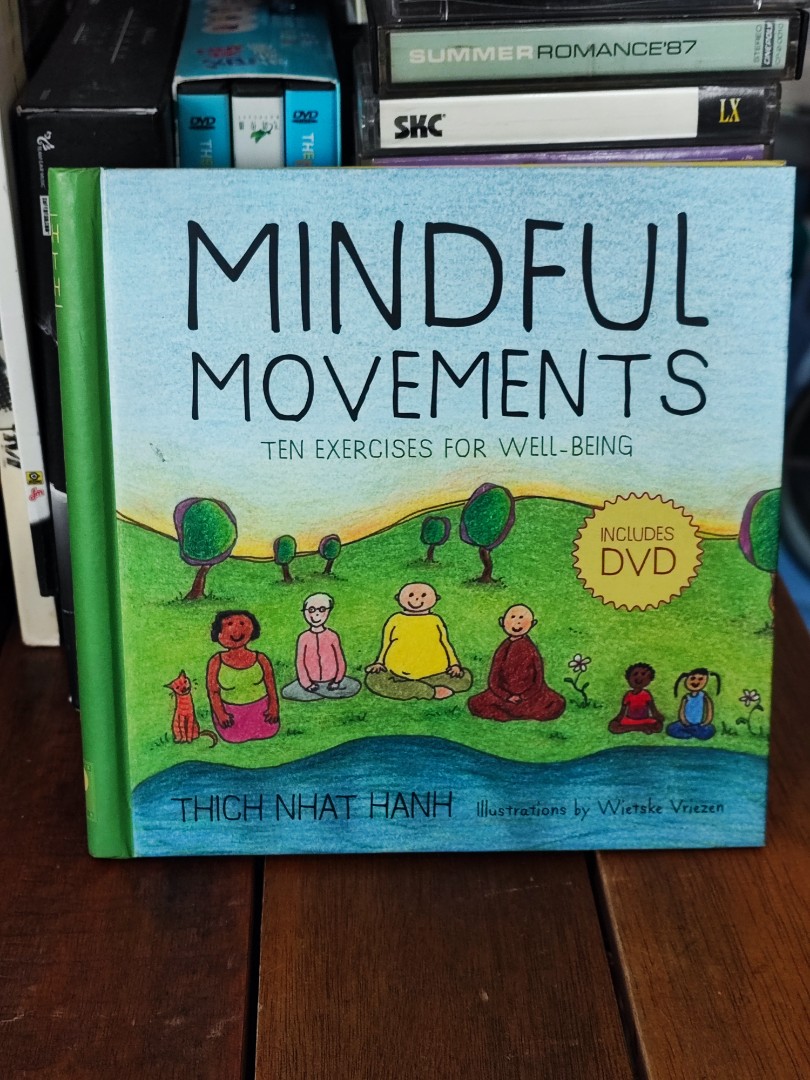 Mindful Movements: Ten Exercises for Well-Being by Thich Nhat Hanh