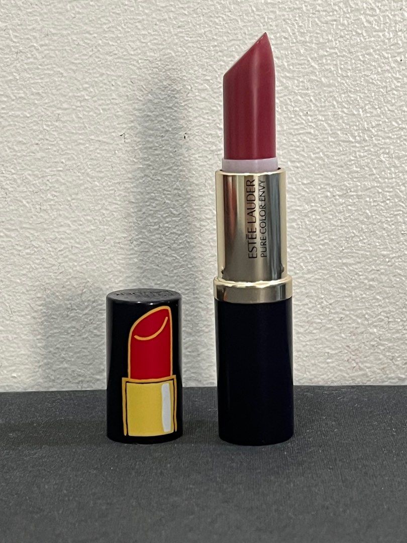 estee lauder rebellious rose