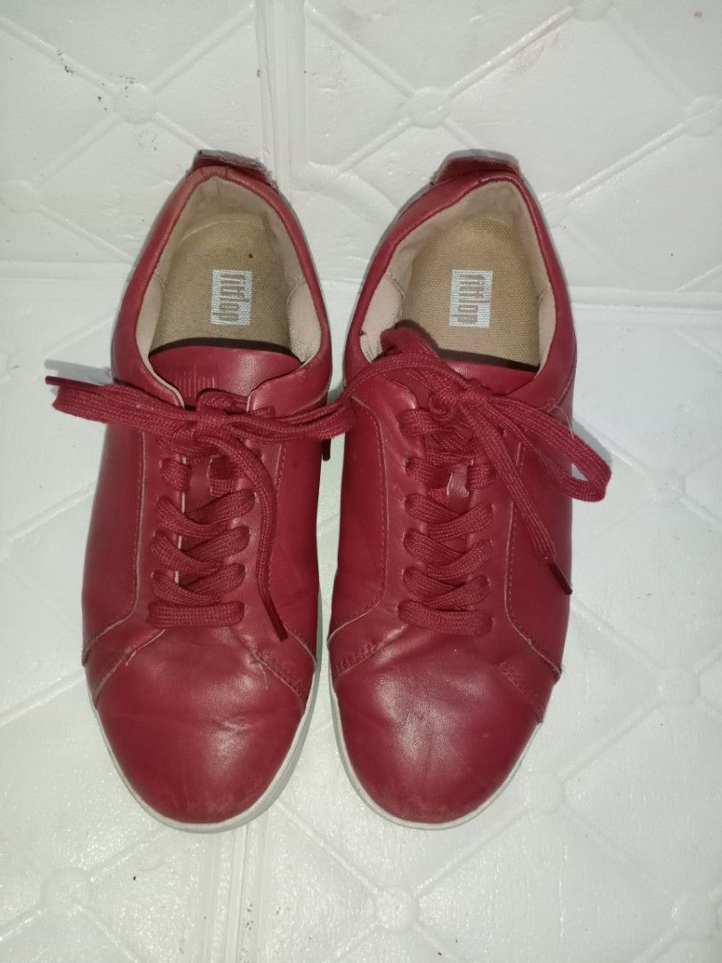 Fitflop red shoes deals