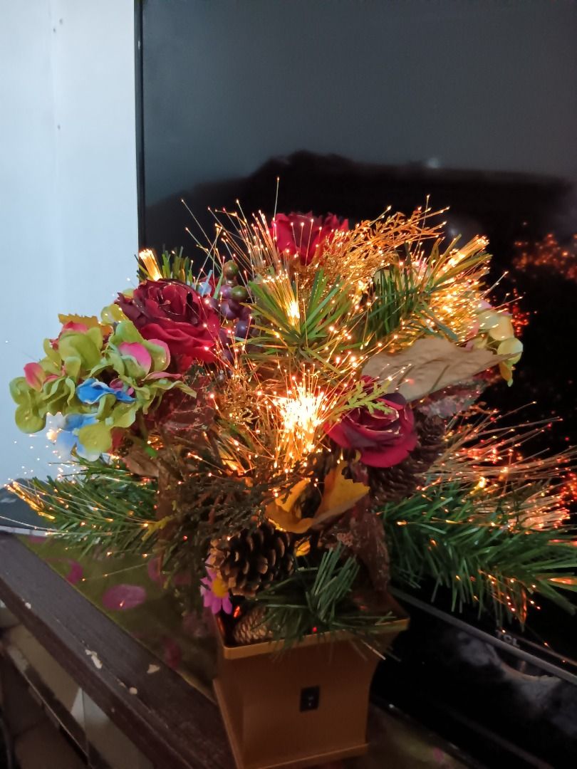 Flower Christmas Tree on Carousell