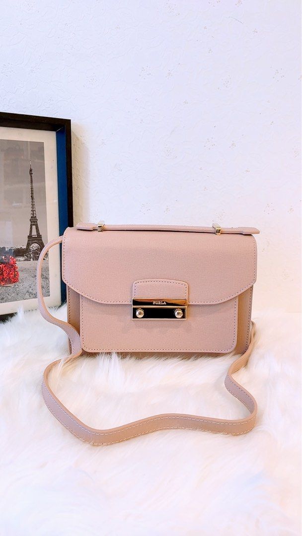 Furla julia s store