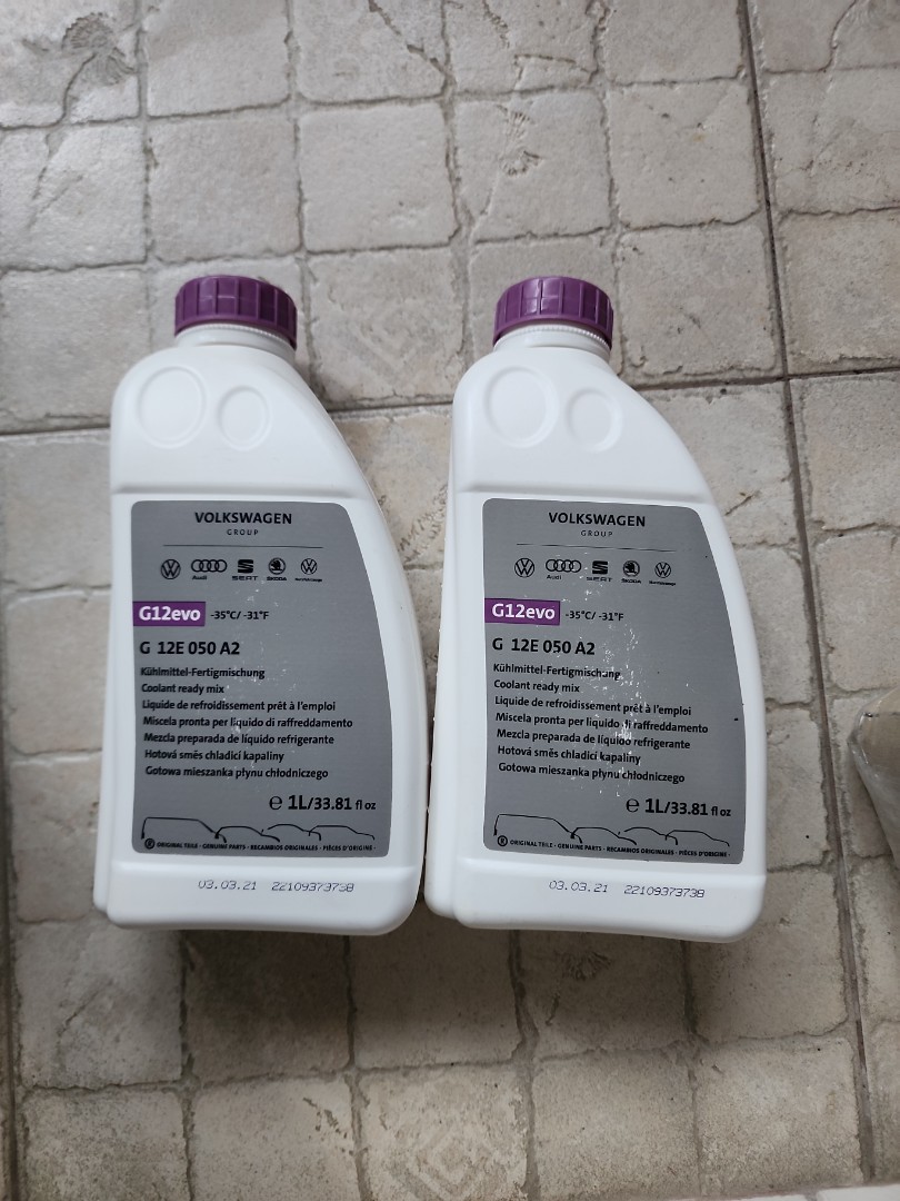 G12 Evo Concentrated 2 Litre coolant, Car Accessories, Accessories on  Carousell